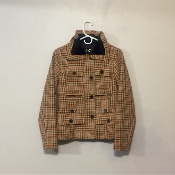 Rouge Plaid Jacket - Picture 6 of 8
